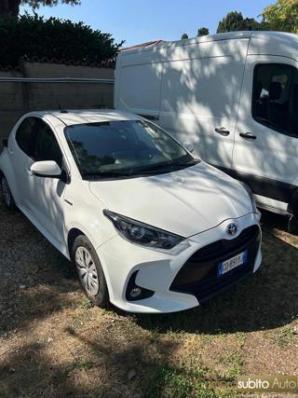usato TOYOTA Yaris
