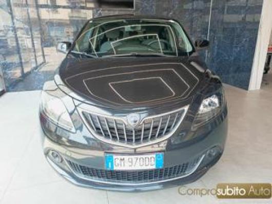 usato LANCIA Ypsilon