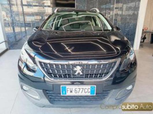usato PEUGEOT 2008