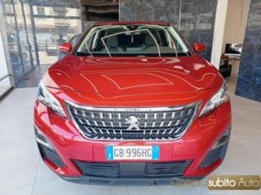 usato PEUGEOT 5008