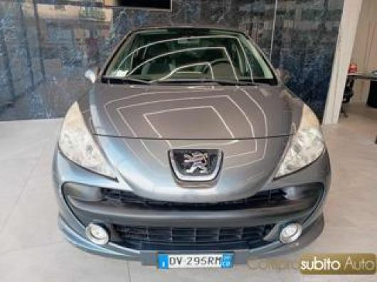 usato PEUGEOT 207
