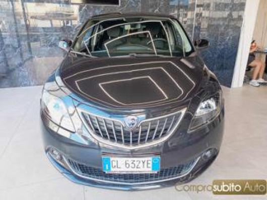 usato LANCIA Ypsilon
