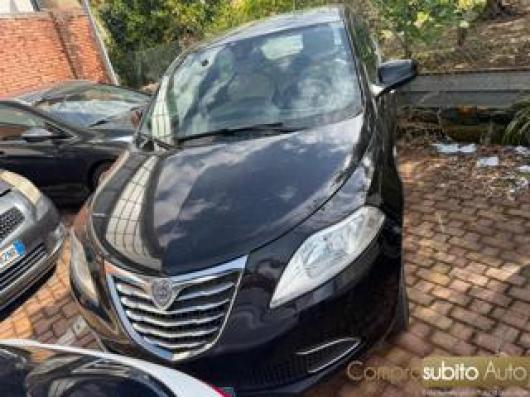 usato LANCIA Ypsilon