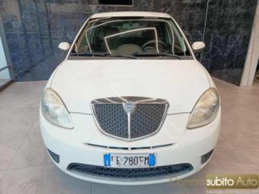 usato LANCIA Ypsilon