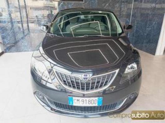 usato LANCIA Ypsilon