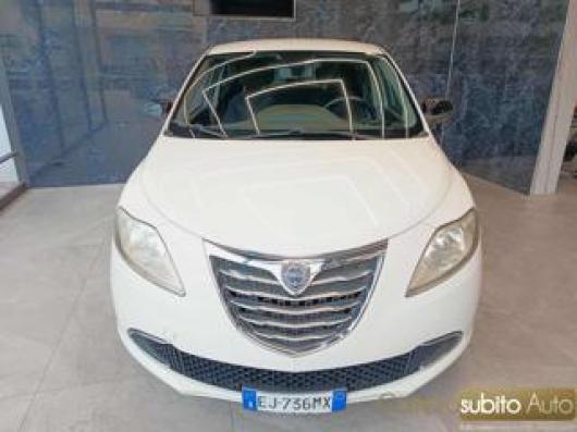 Ypsilon