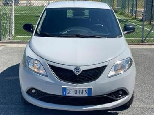 usato LANCIA Ypsilon