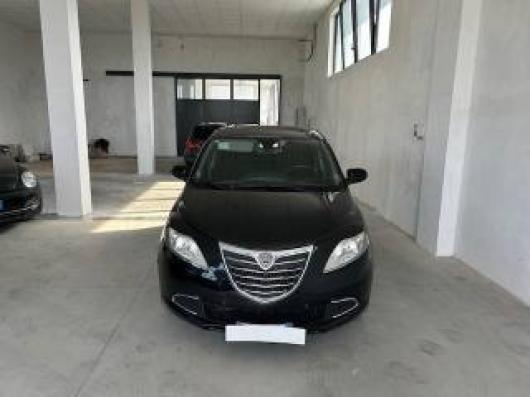 usato LANCIA Ypsilon
