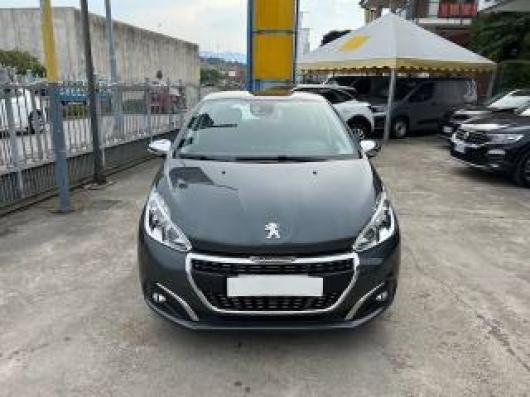usato PEUGEOT 208