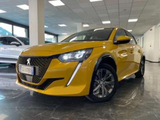 usato PEUGEOT 208