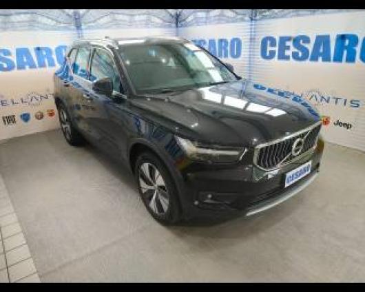 usato VOLVO XC40