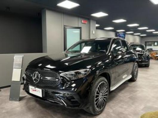 nuovo MERCEDES GLC 300