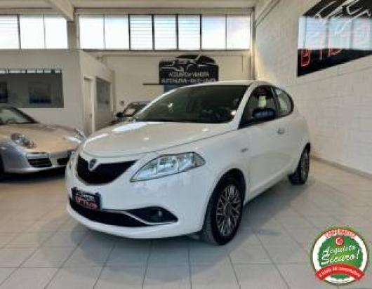 usato LANCIA Ypsilon