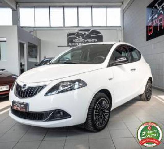 usato LANCIA Ypsilon