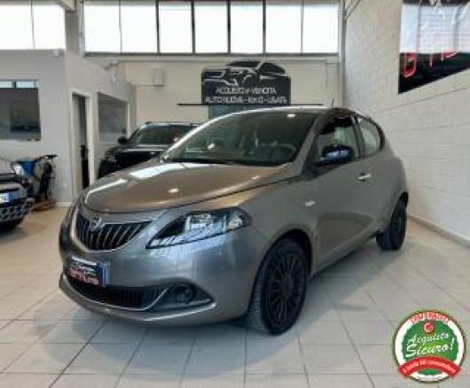 usato LANCIA Ypsilon