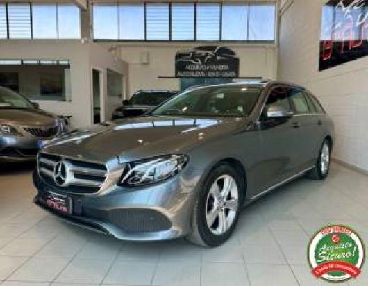 usato MERCEDES E 220