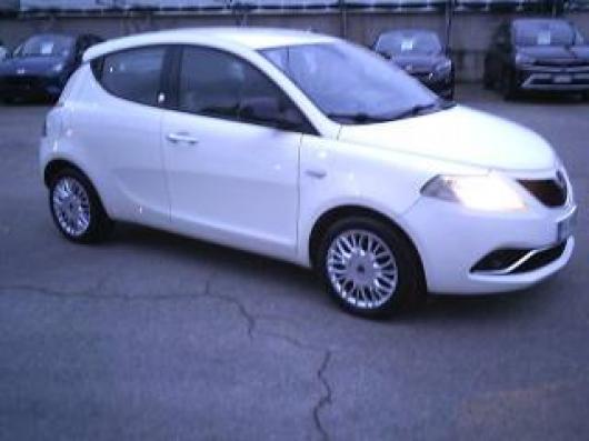 usato LANCIA Ypsilon