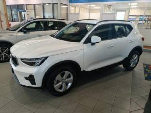 nuovo VOLVO XC40
