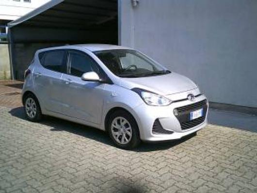 i10
