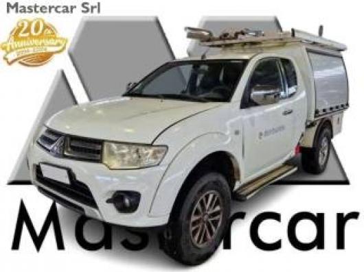 usato MITSUBISHI L200