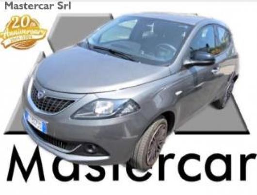 usato LANCIA Ypsilon