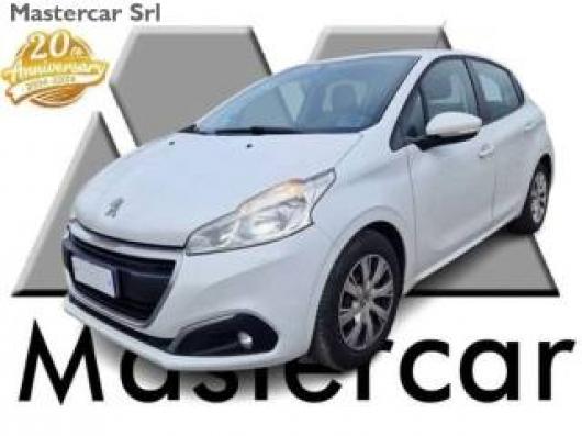 usato PEUGEOT 208