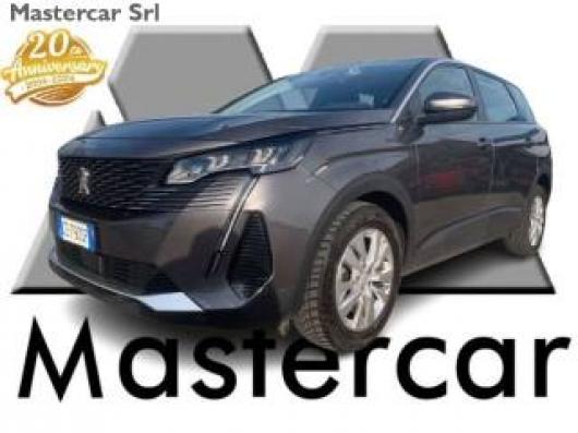 usato PEUGEOT 5008