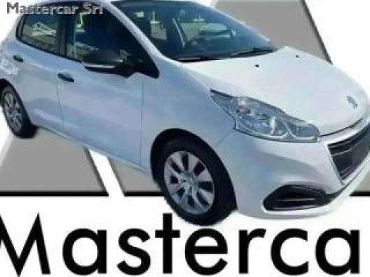 usato PEUGEOT 208