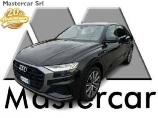 usato AUDI Q8