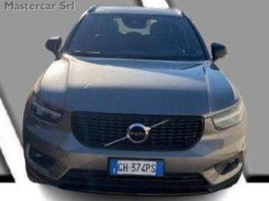 usato VOLVO XC40