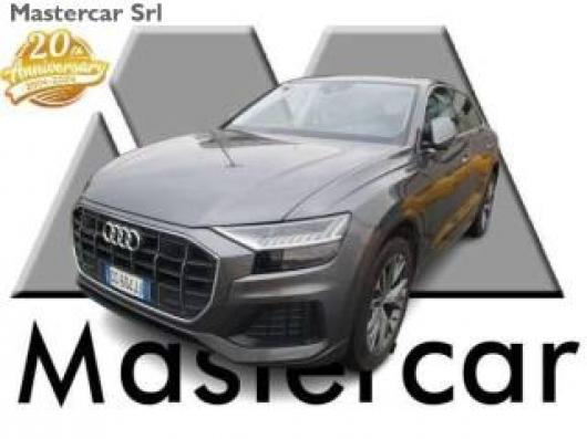 usato AUDI Q8