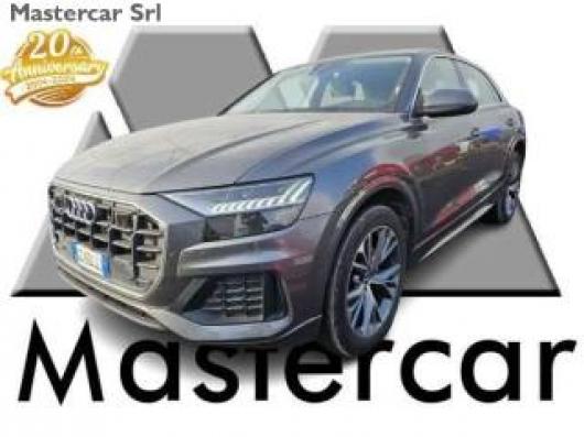 usato AUDI Q8