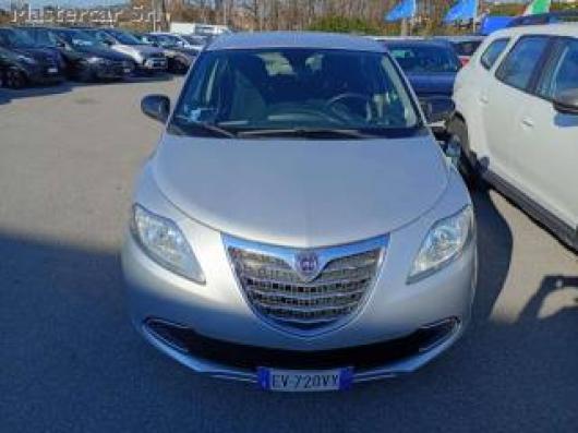 usato LANCIA Ypsilon