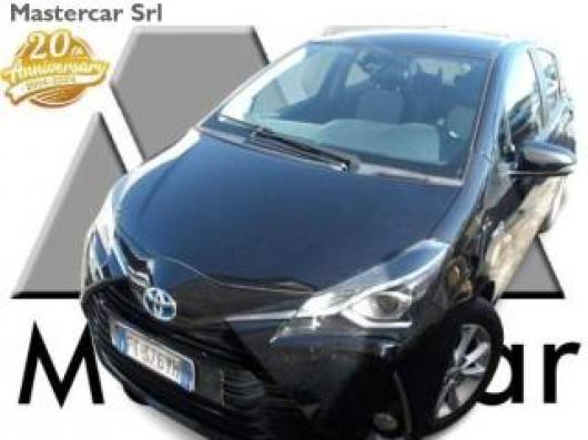 usato TOYOTA Yaris
