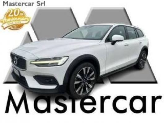 usato VOLVO V60 Cross Country