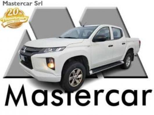 usato MITSUBISHI L200