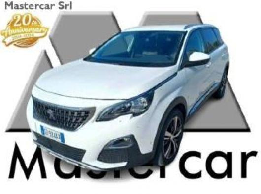 usato PEUGEOT 5008