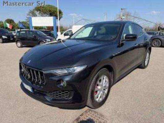 usato MASERATI Levante