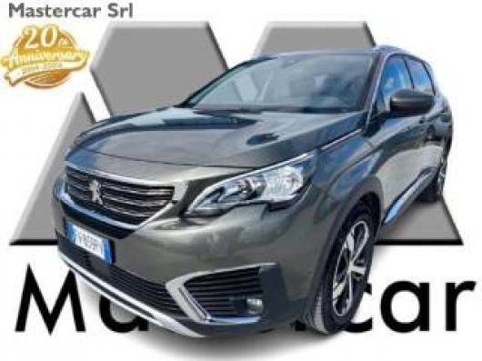 usato PEUGEOT 5008