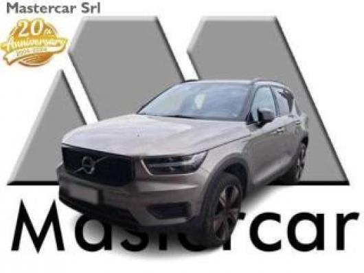usato VOLVO XC40