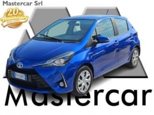 usato TOYOTA Yaris