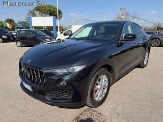 usato MASERATI Levante