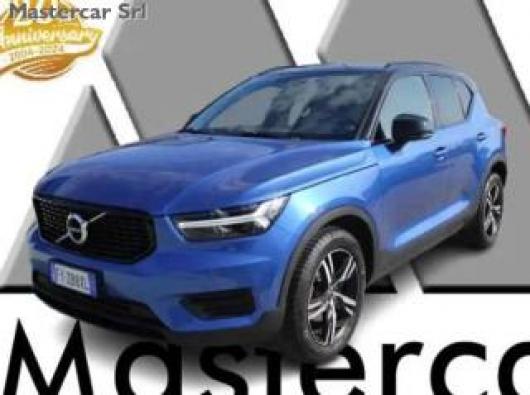 usato VOLVO XC40