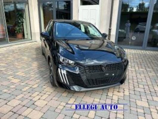 nuovo PEUGEOT 208