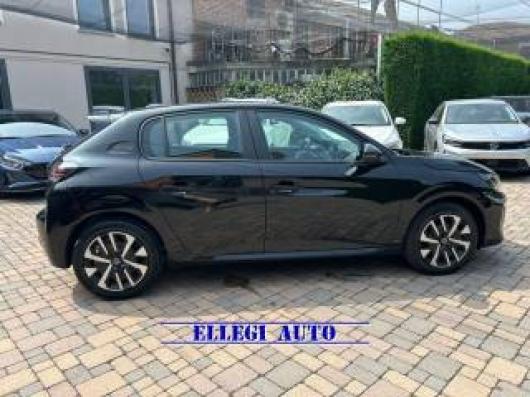 nuovo PEUGEOT 208