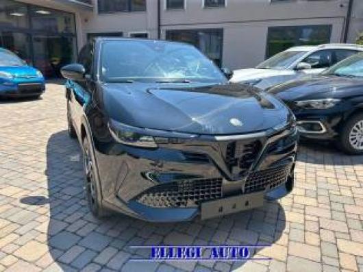 nuovo ALFA ROMEO Junior