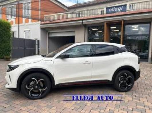 nuovo ALFA ROMEO Junior