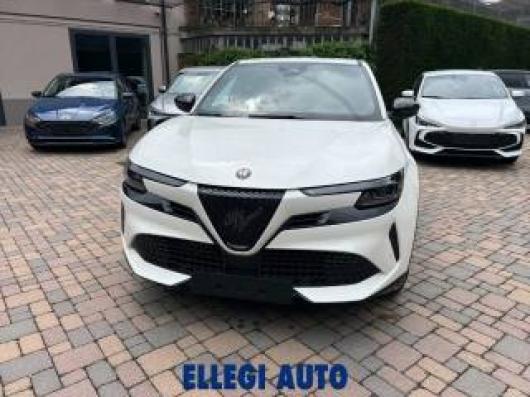 nuovo ALFA ROMEO Junior
