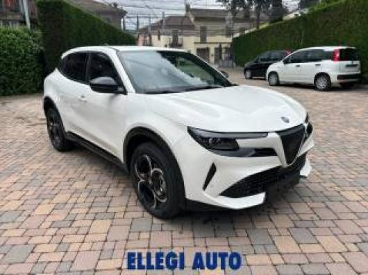 nuovo ALFA ROMEO Junior