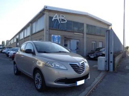 usato LANCIA Ypsilon